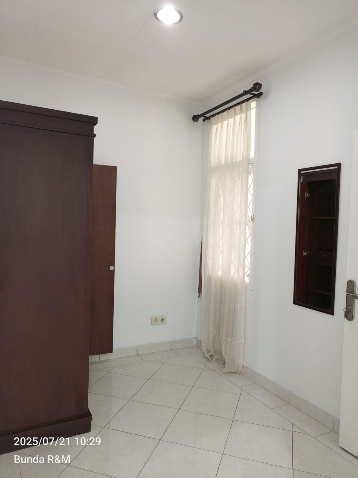Rumah Disewakan di Cluster Meadow Green Lippo Cikarang